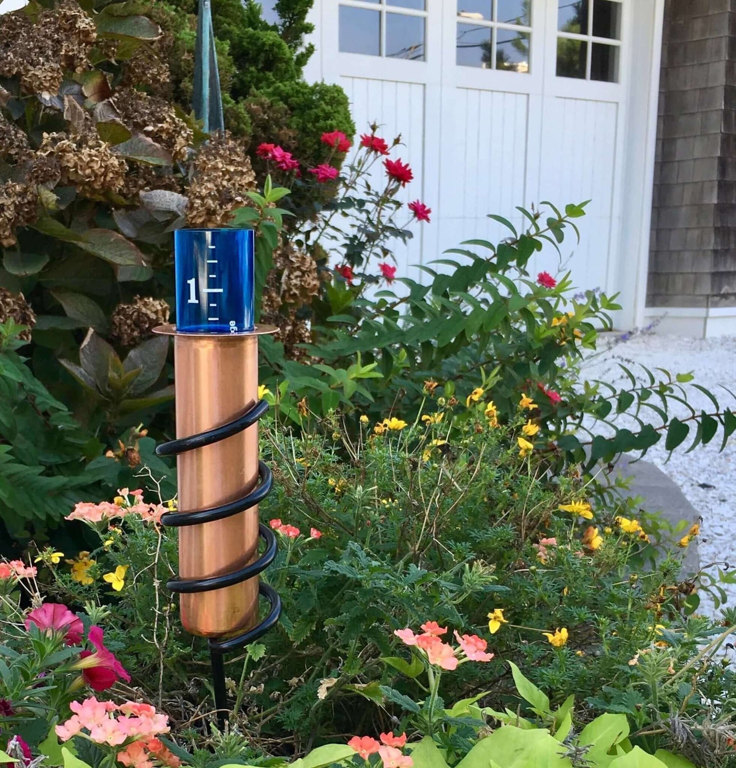 Easy To Move Rain Gauges - World's Coolest Rain Gauge Co.